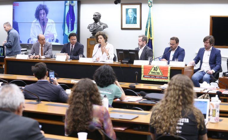 especialistas-pedem-fim-dos-subsidios-ao-carvao-mineral