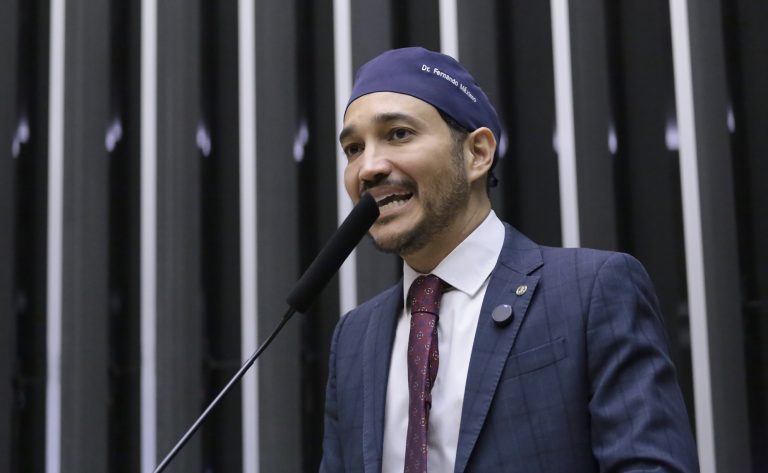 comissao-aprova-inclusao-de-oncologia-pediatrica-nos-cursos-de-saude