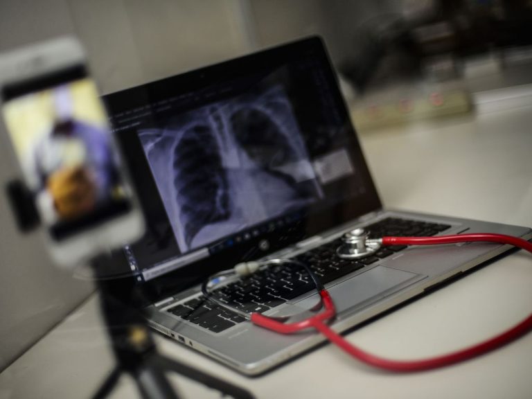 comissao-debate-uso-tecnologia-e-inovacao-no-envelhecimento