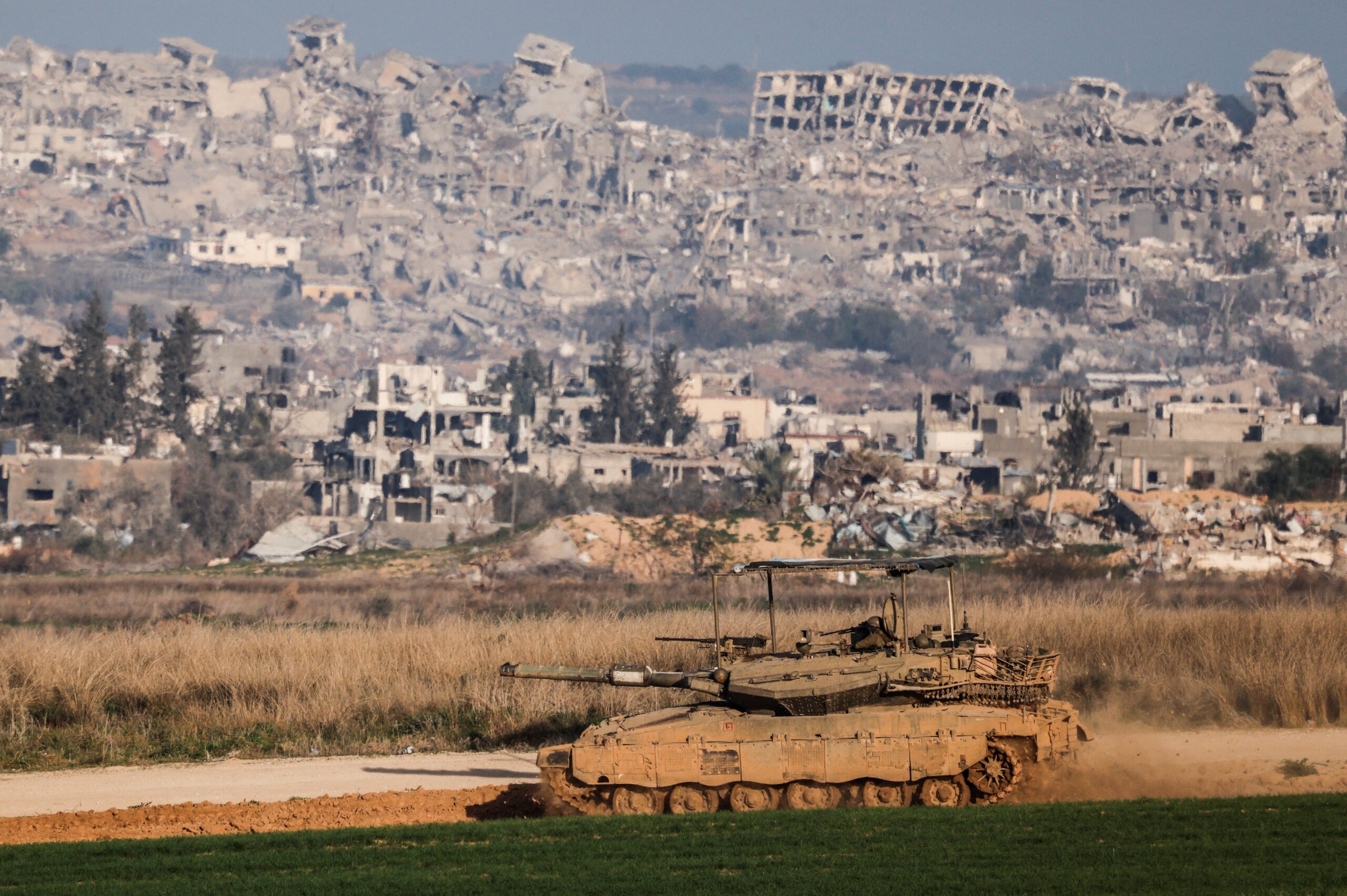 eua-apresentam-plano-de-paz-para-gaza-com-conselho-presidido-por-trump,-anistia-ao-hamas-e-possibilidade-de-estado-palestino