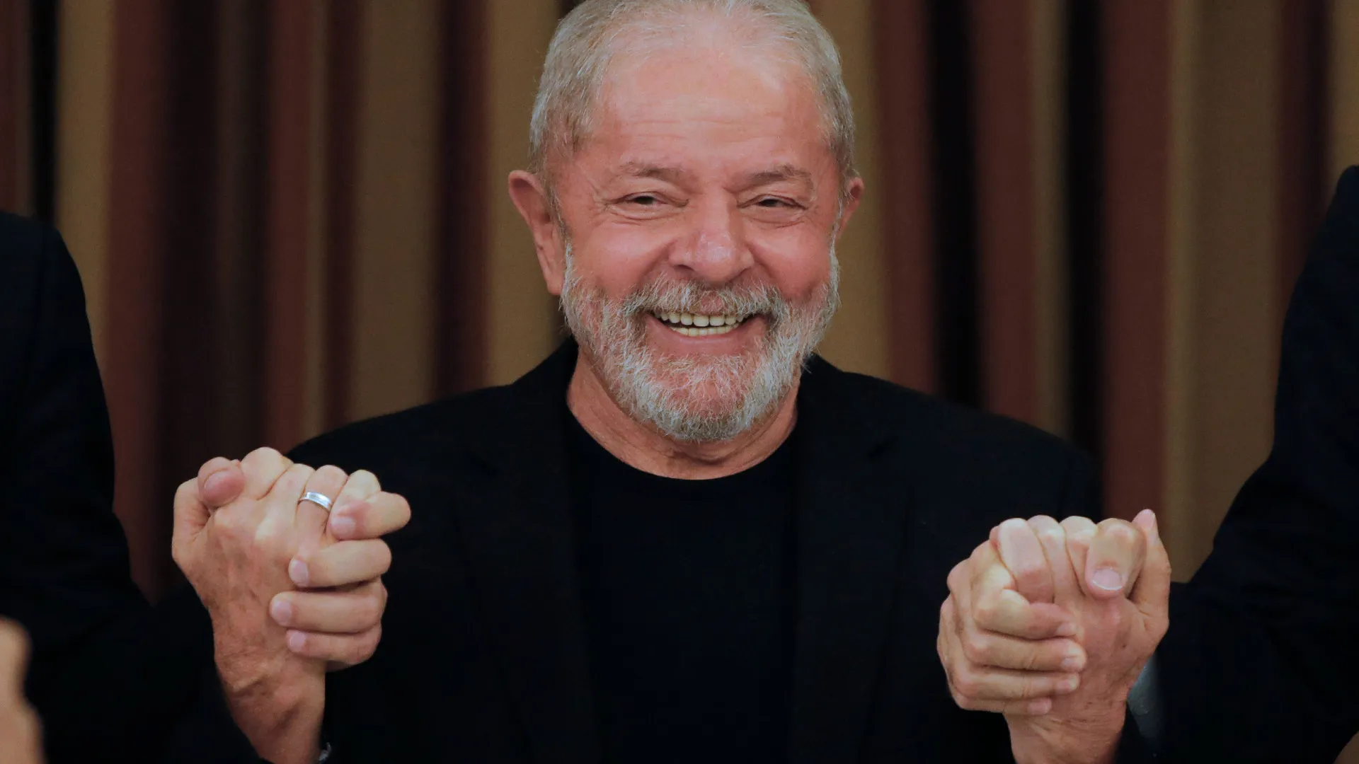 lula-celebra-aprovacao-do-projeto-de-isencao-do-ir-e-agradece-a-motta-e-lira