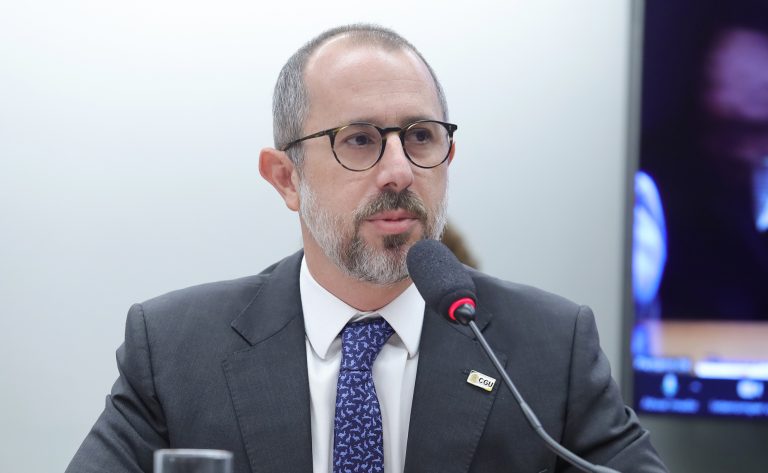 ministro-da-controladoria-geral-da-uniao-fala-a-cpmi-do-inss-nesta-quinta-feira