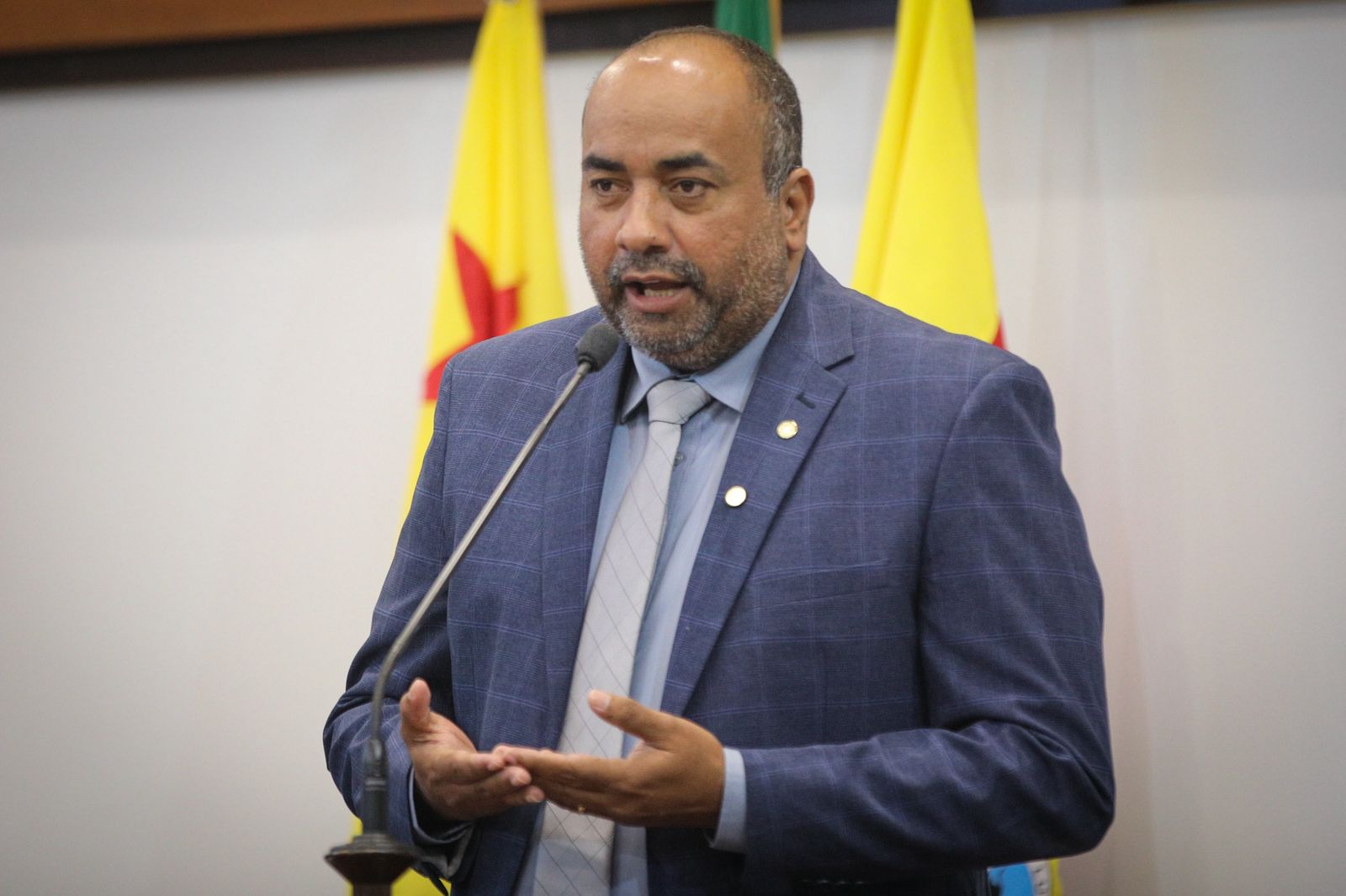 clodoaldo-rodrigues-pede-melhorias-no-atendimento-a-pacientes-com-cancer-em-cruzeiro-do-sul