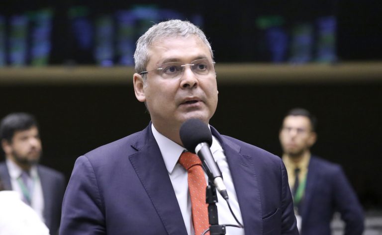 governo-pedira-votacao-do-texto-original-da-mp-sobre-tributacao-de-investimentos;-acompanhe