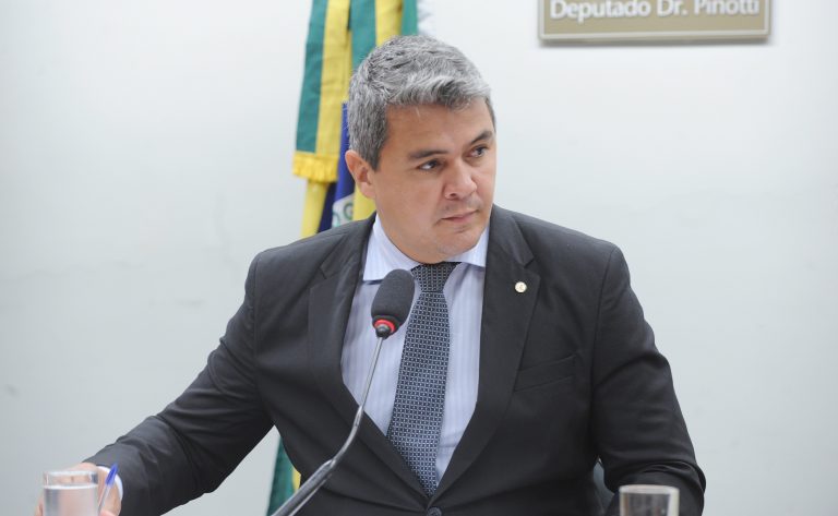 ccj-aprova-projeto-que-exige-detector-de-monoxido-de-carbono-em-imovel-com-equipamento-a-gas