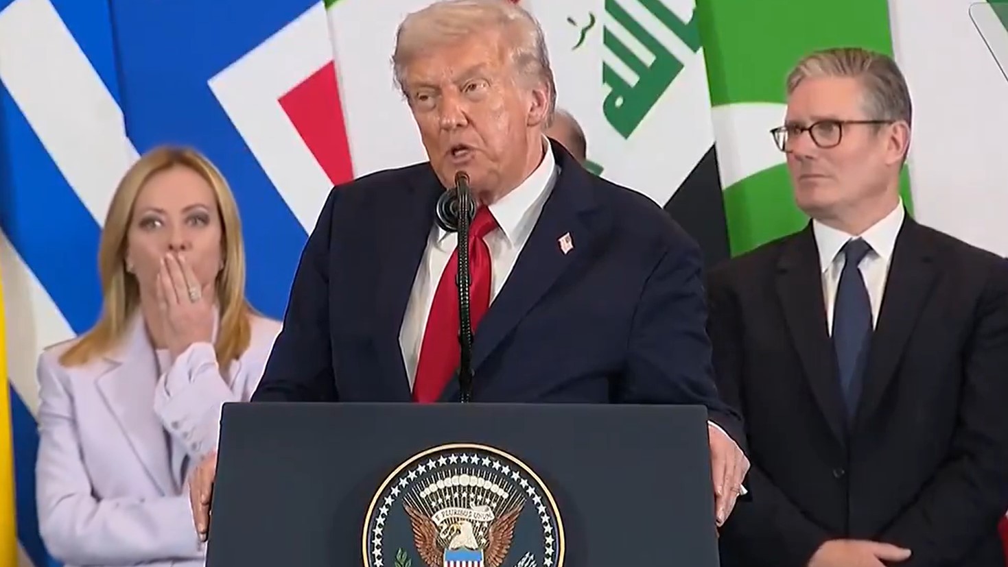 trump-da-‘cantada’-em-meloni:-‘voce-nao-vai-se-ofender-se-eu-disser-que-voce-e-linda,-vai?’