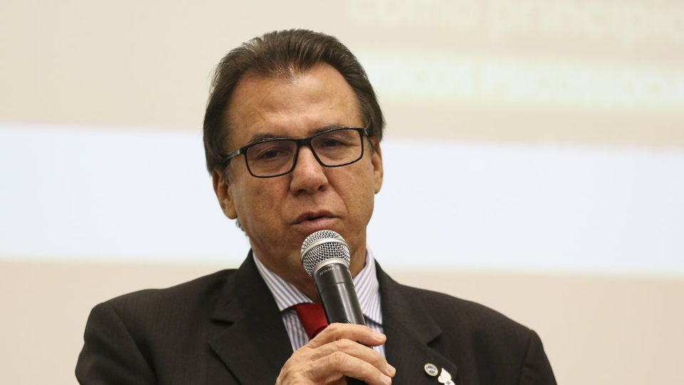 ministro-de-lula-interfere-e-trava-processo-que-colocaria-jbs-na-“lista-suja”-do-trabalho-escravo