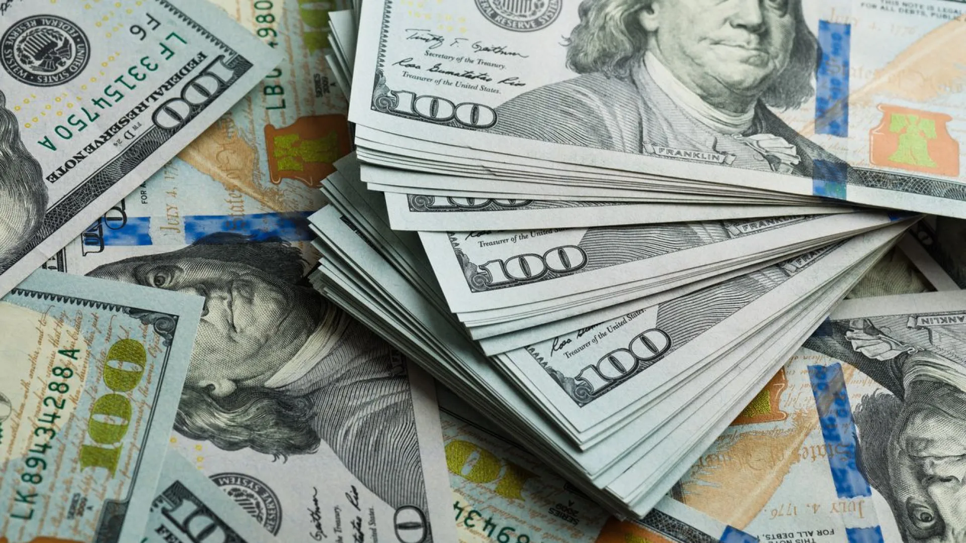 dolar-cai-para-r$-5,46-com-alivio-nas-tensoes-entre-eua-e-china