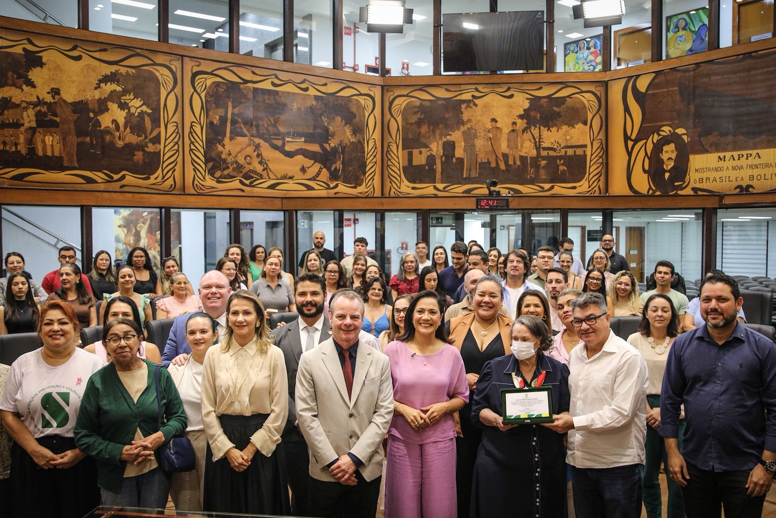 aleac-realiza-sessao-solene-em-homenagem-aos-20-anos-do-sistema-unico-de-assistencia-social-(suas)