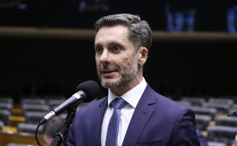 proposta-permite-a-manutencao-de-ex-conjuge-em-plano-de-saude