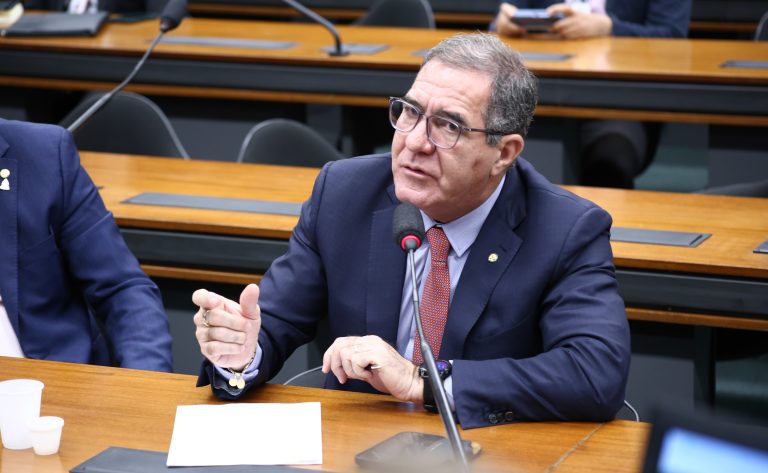 comissao-aprova-projeto-que-prorroga-emprestimos-do-fgts-para-santas-casas