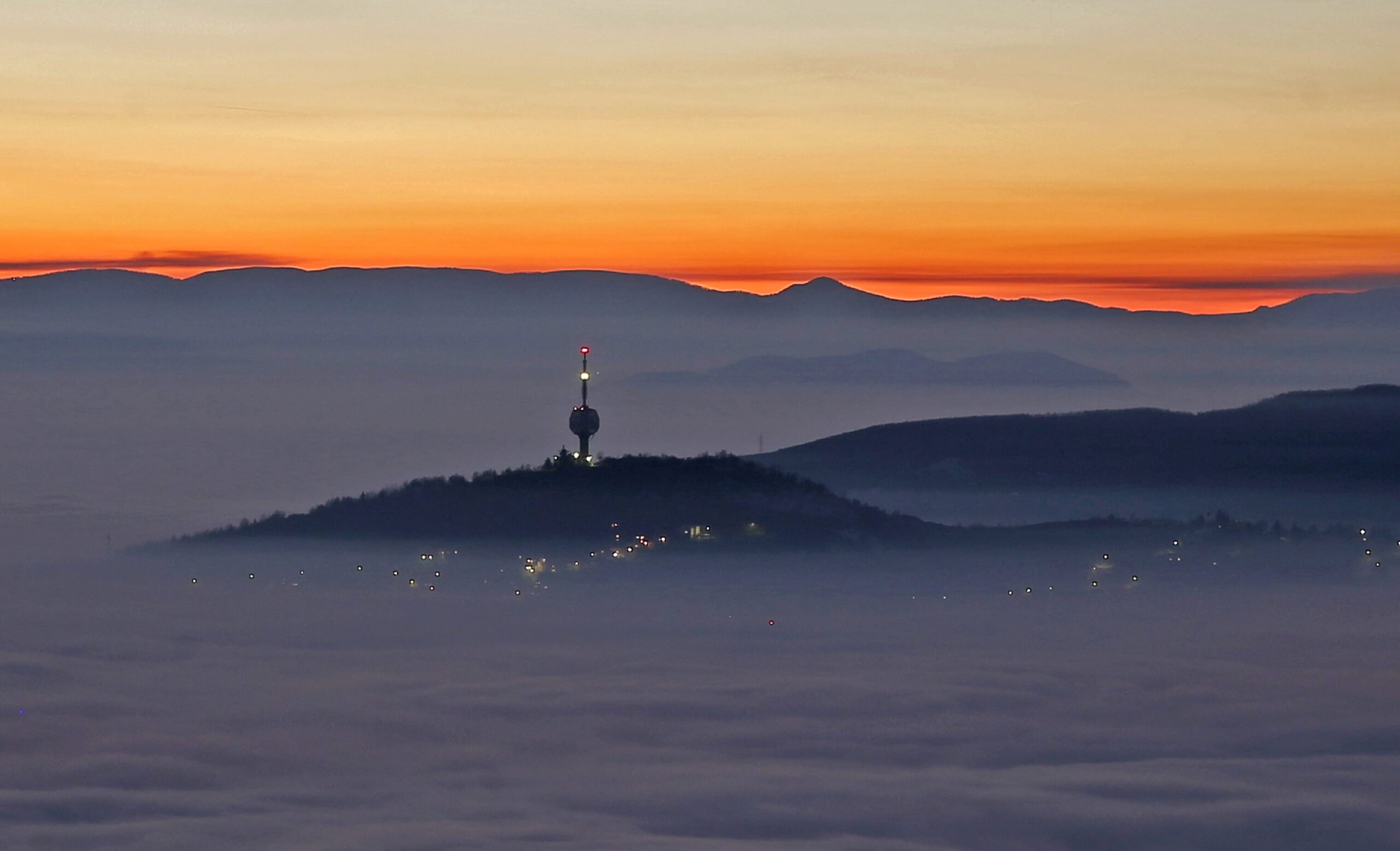 ‘safari-humano’-em-sarajevo:-italia-investiga-turistas-que-atiravam-por-diversao-em-criancas-e-civis-durante-guerra-da-bosnia