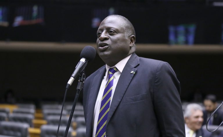 comissao-debate-fundo-de-reparacao-economica-e-promocao-da-igualdade-racial