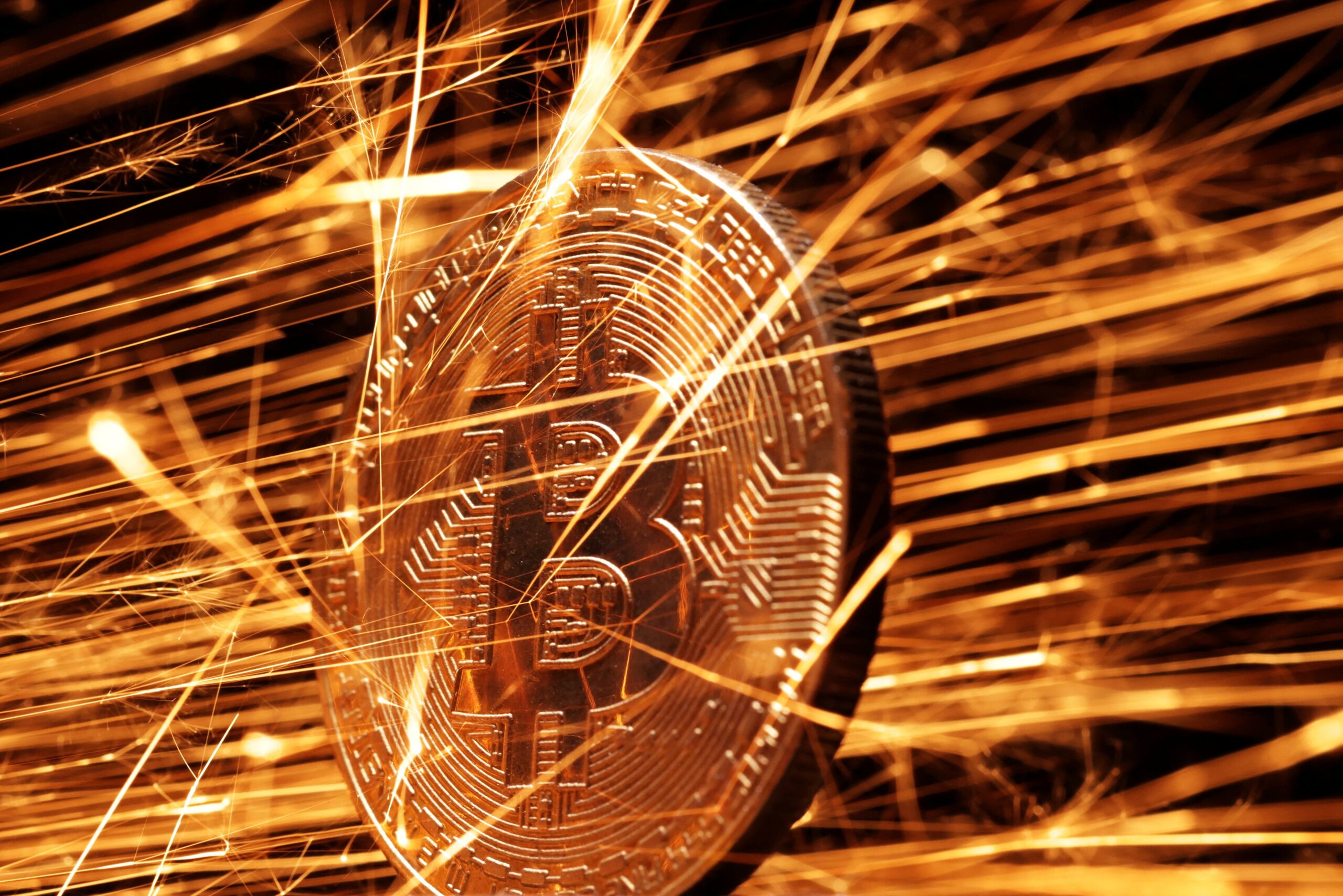bitcoin-encosta-em-us$-80-mil,-no-menor-nivel-em-sete-meses