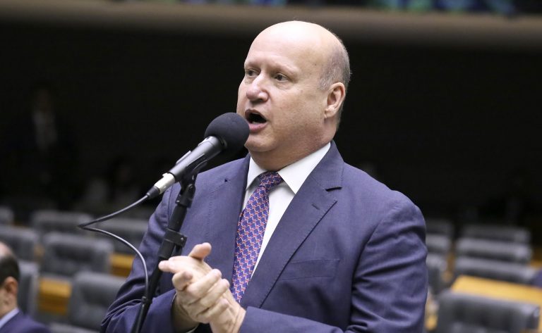comissao-aprova-proposta-que-reduz-tempo-para-instituicao-receber-titulo-de-patrimonio-da-saude