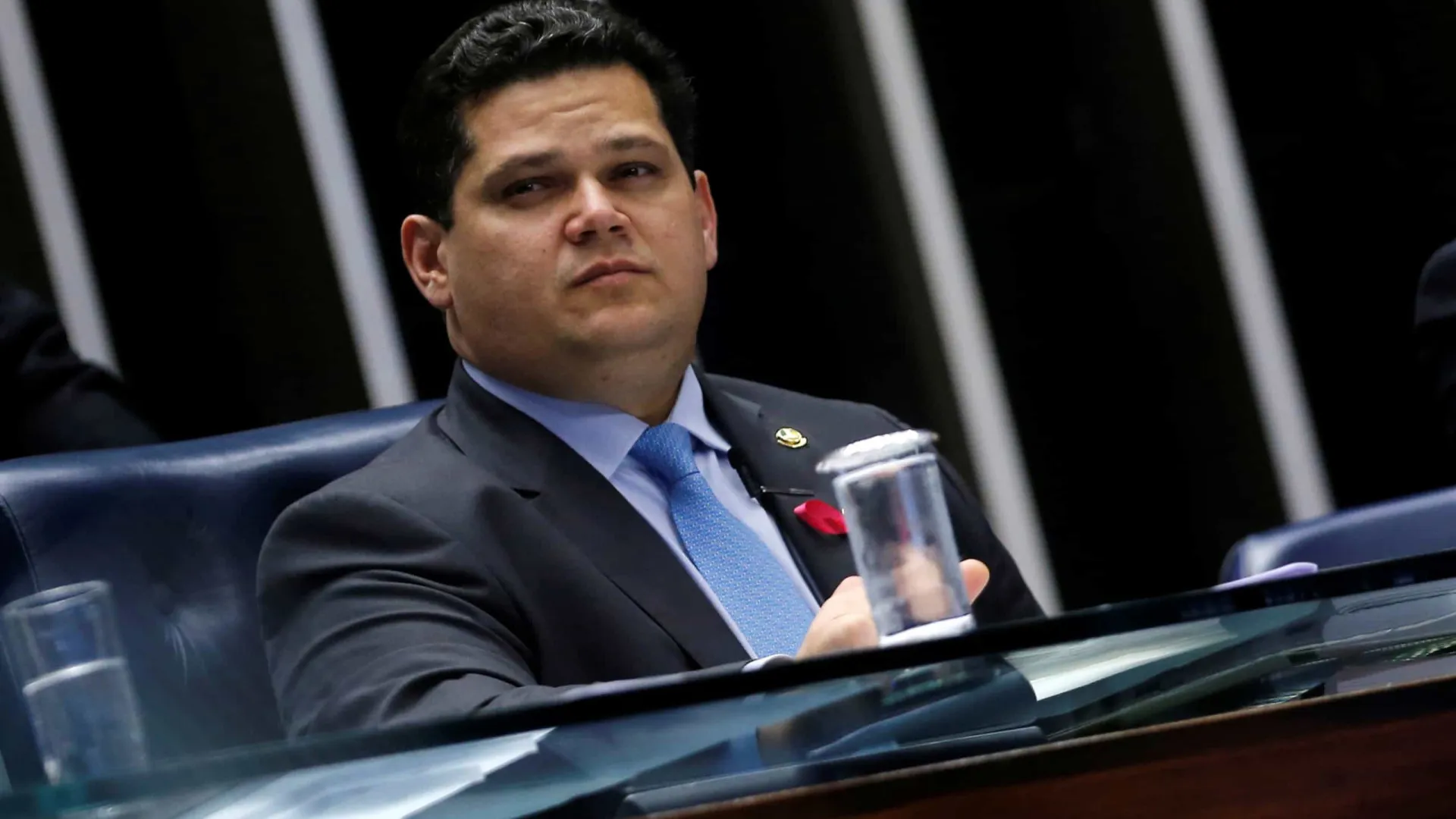 senado-aprova-pauta-bomba-bilionaria-apos-lula-indicar-messias-ao-stf