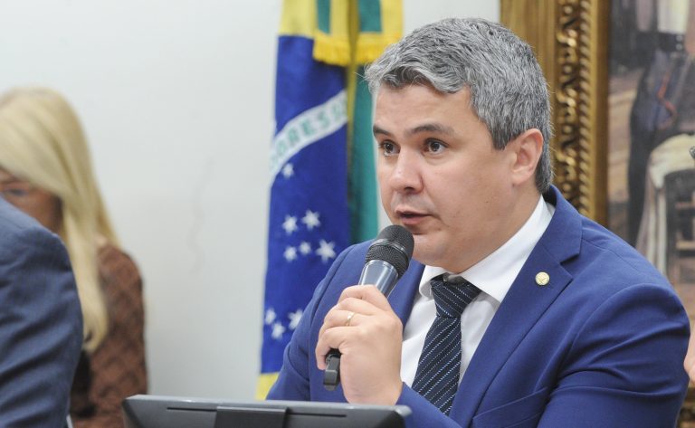 comissao-aprova-projeto-que-estende-para-60-dias-a-validade-da-cnh-vencida