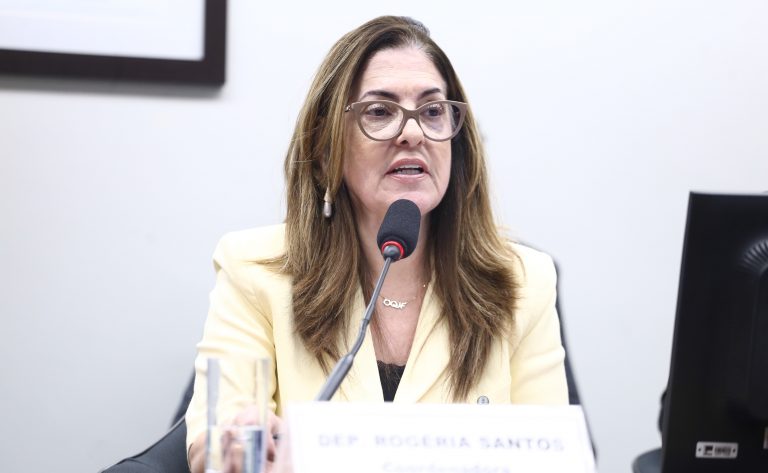 comissoes-debatem-politicas-publicas-de-repressao-as-drogas-no-pais