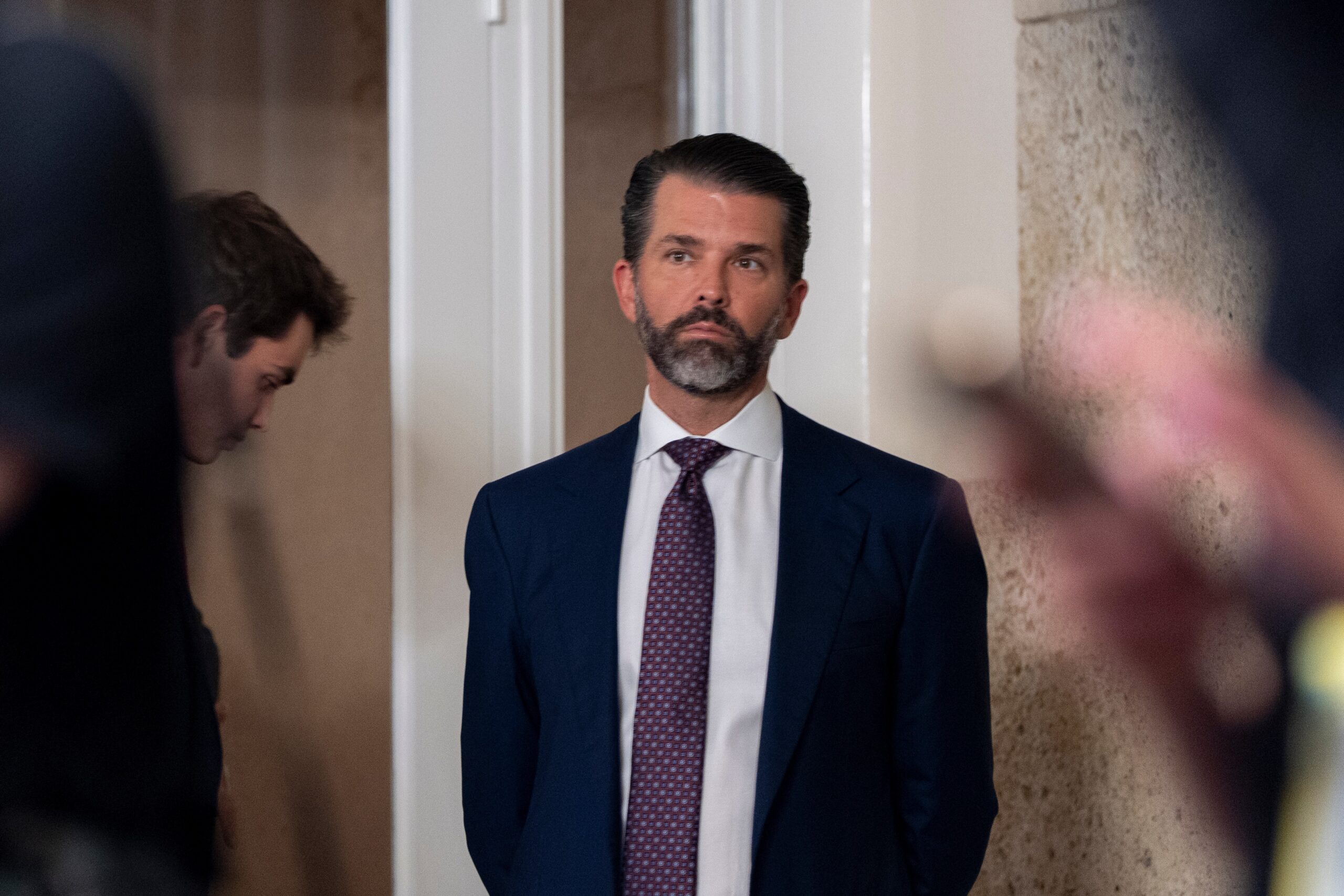eua-podem-desistir-de-paz-na-ucrania,-diz-filho-de-trump