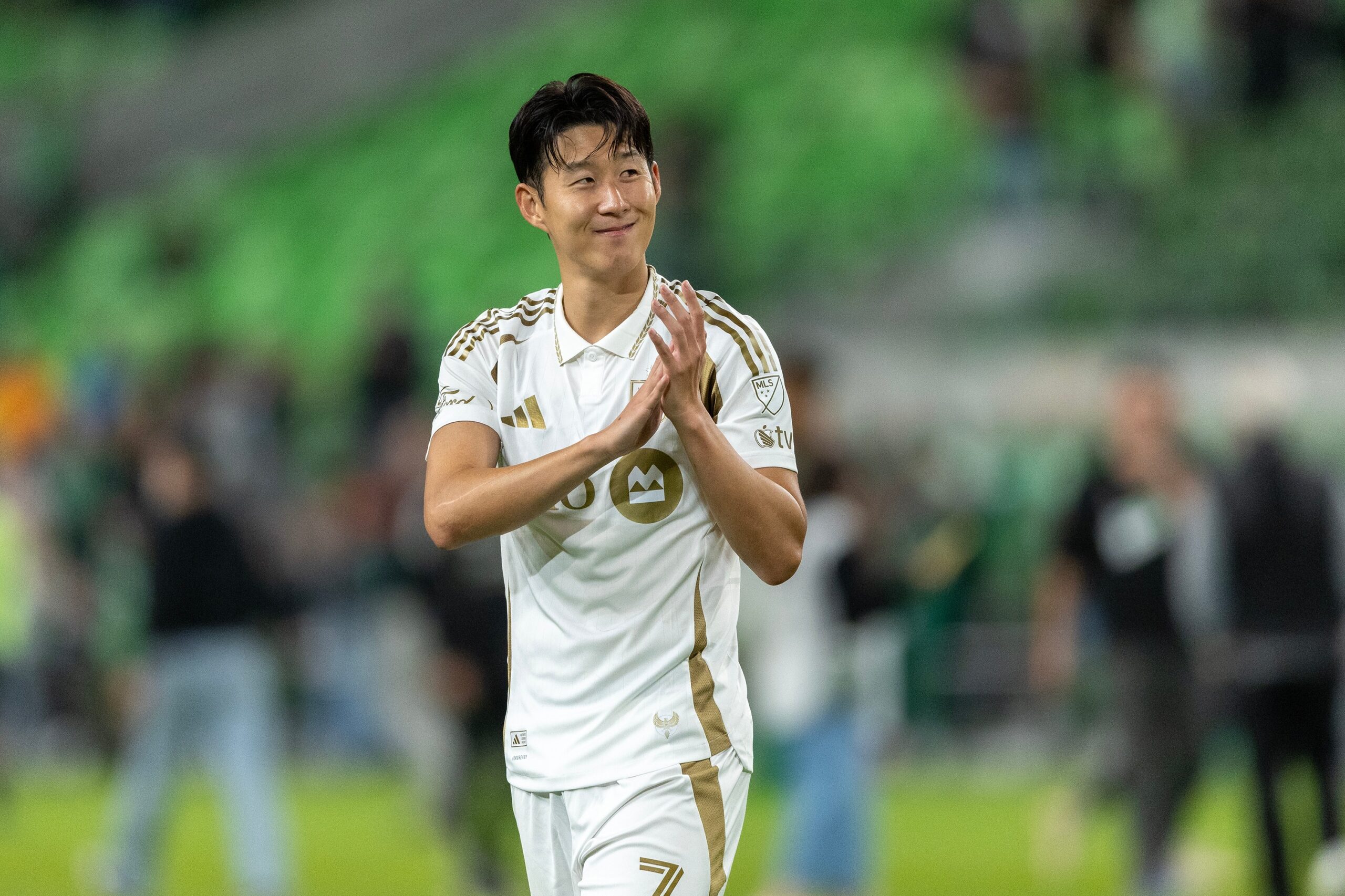 dupla-e-condenada-a-prisao-por-chantagear-jogador-de-futebol-mais-famoso-da-coreia-do-sul
