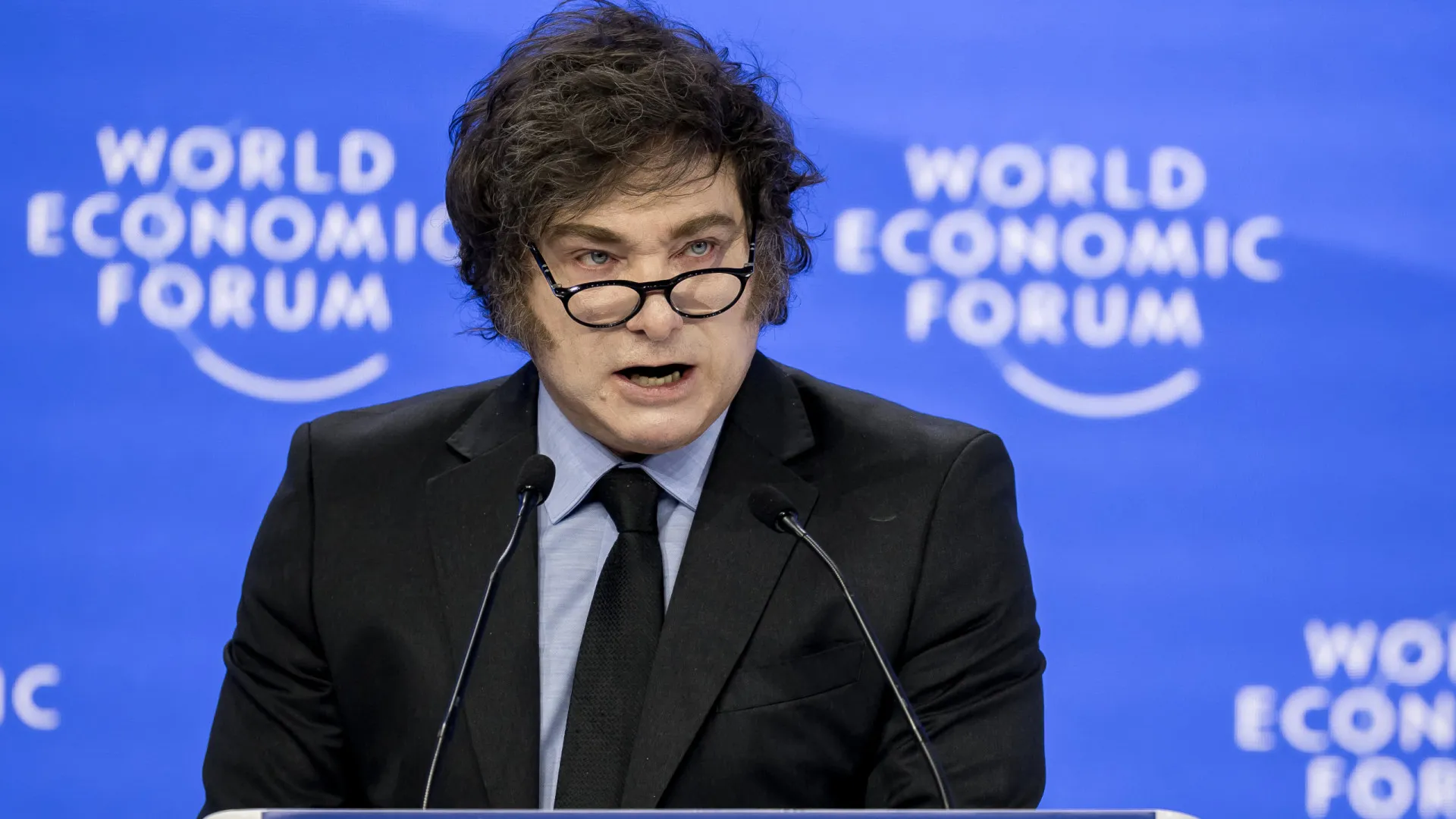 inflacao-na-argentina-acelera-pelo-3o-mes-seguido,-em-desafio-para-milei