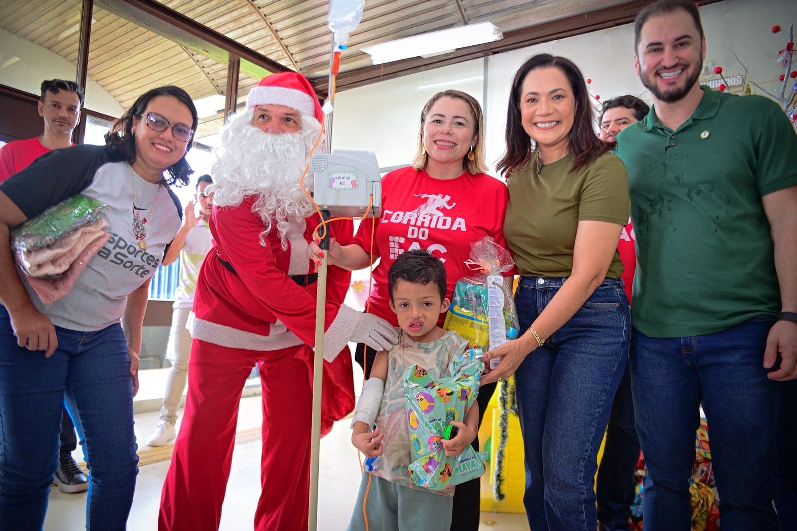 governo-e-ifac-entregam-brinquedos-e-kits-de-higiene-a-criancas-em-tratamento-de-saude