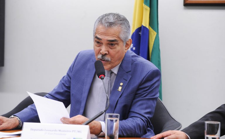 comissao-aprova-demissao-por-justa-causa-em-caso-de-violencia-contra-mulher
