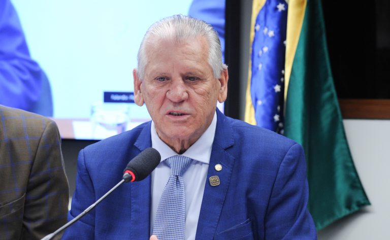 comissao-aprova-incluir-arrendamento-no-campo-em-conceito-de-atividade-rural