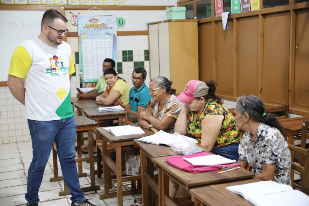 resolucao-estadual-reforca-criterios-de-idade-para-acesso-a-educacao-de-jovens-e-adultos-no-acre