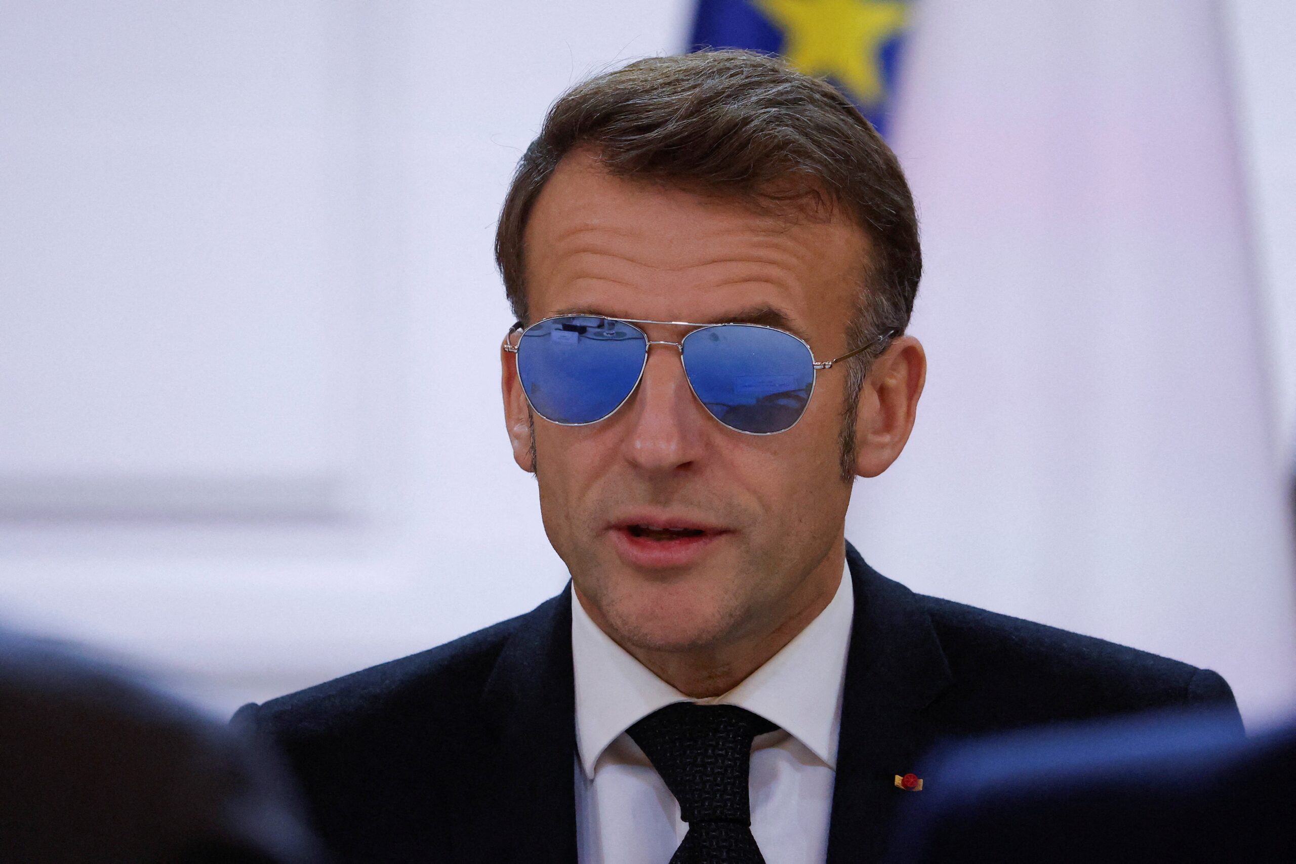 macron-pressiona-por-proibicao-de-redes-sociais-para-menores-de-15-anos-na-franca
