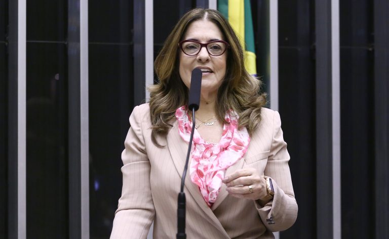 comissao-aprova-criterios-objetivos-para-notificacao-de-maus-tratos-a-criancas