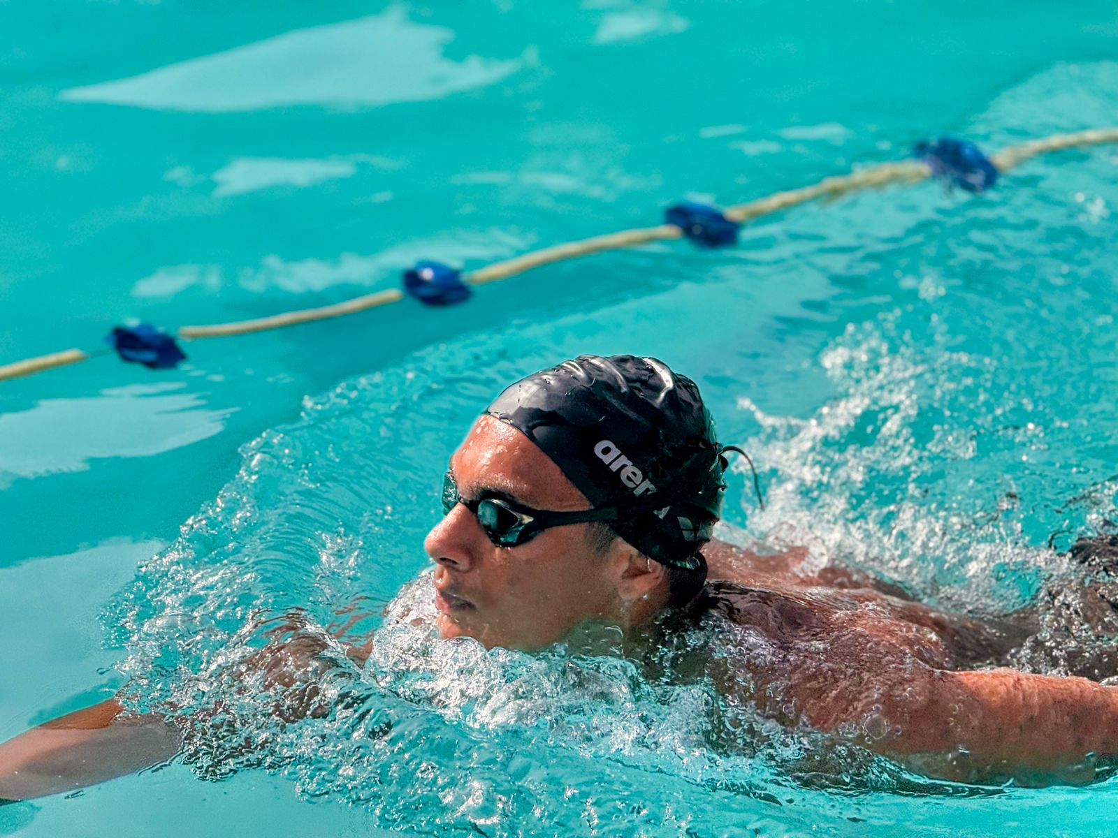 aluno-do-colegio-tiradentes-e-promessa-na-natacao-nacional