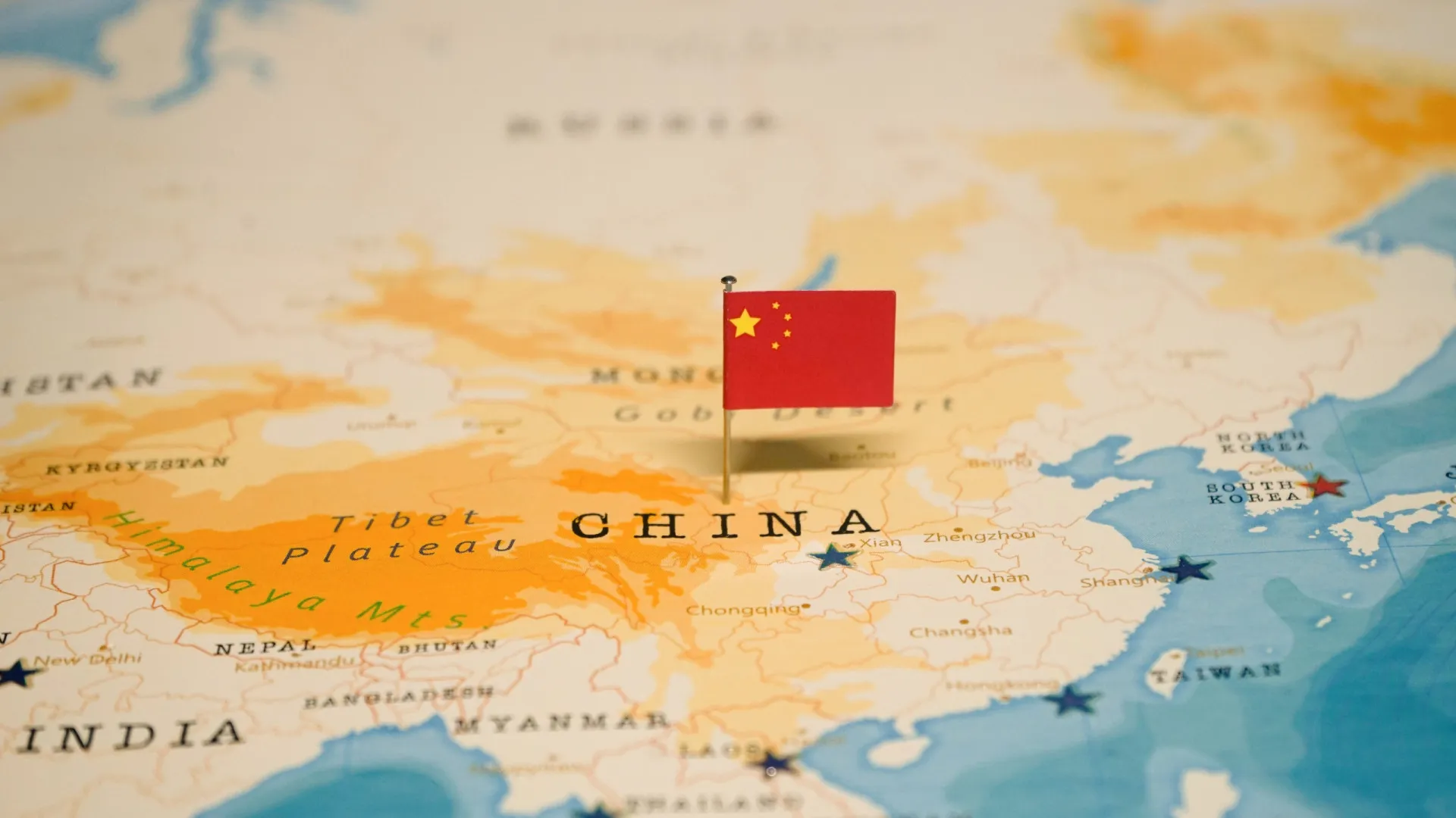 eua,-ue,-japao-e-mexico-anunciam-parceria-em-terras-raras-para-concorrer-com-a-china