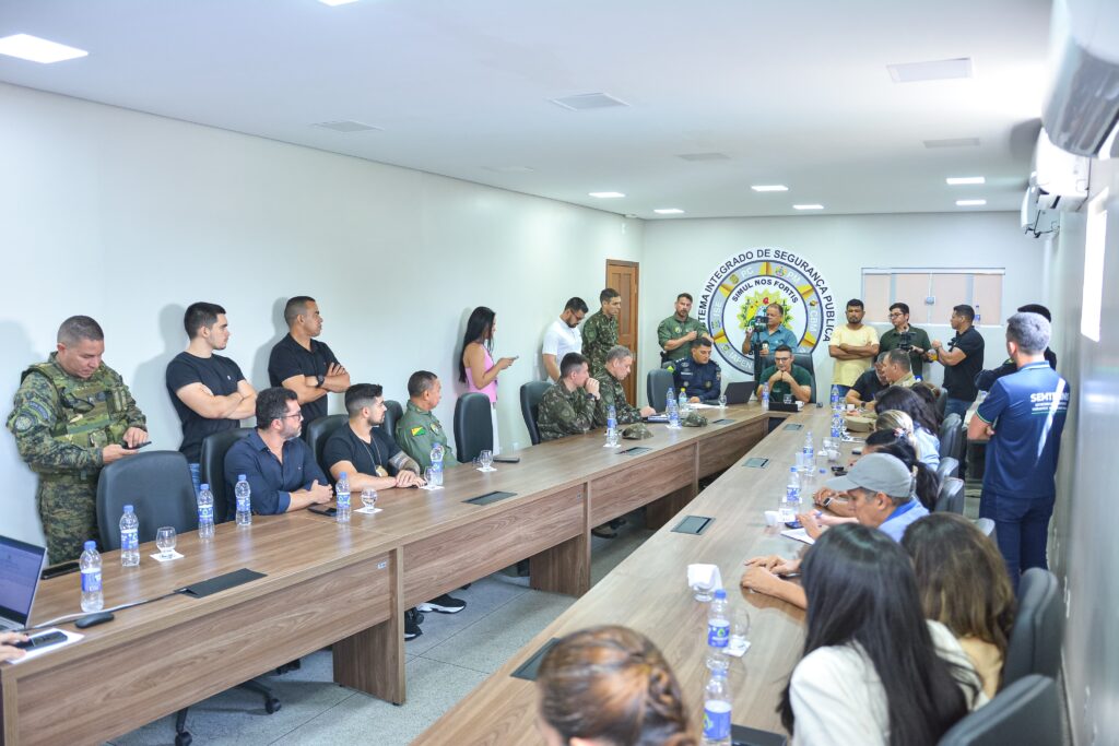 governo-e-prefeitura-definem-acoes-de-seguranca-para-o-carnaval-2026,-em-cruzeiro-do-sul