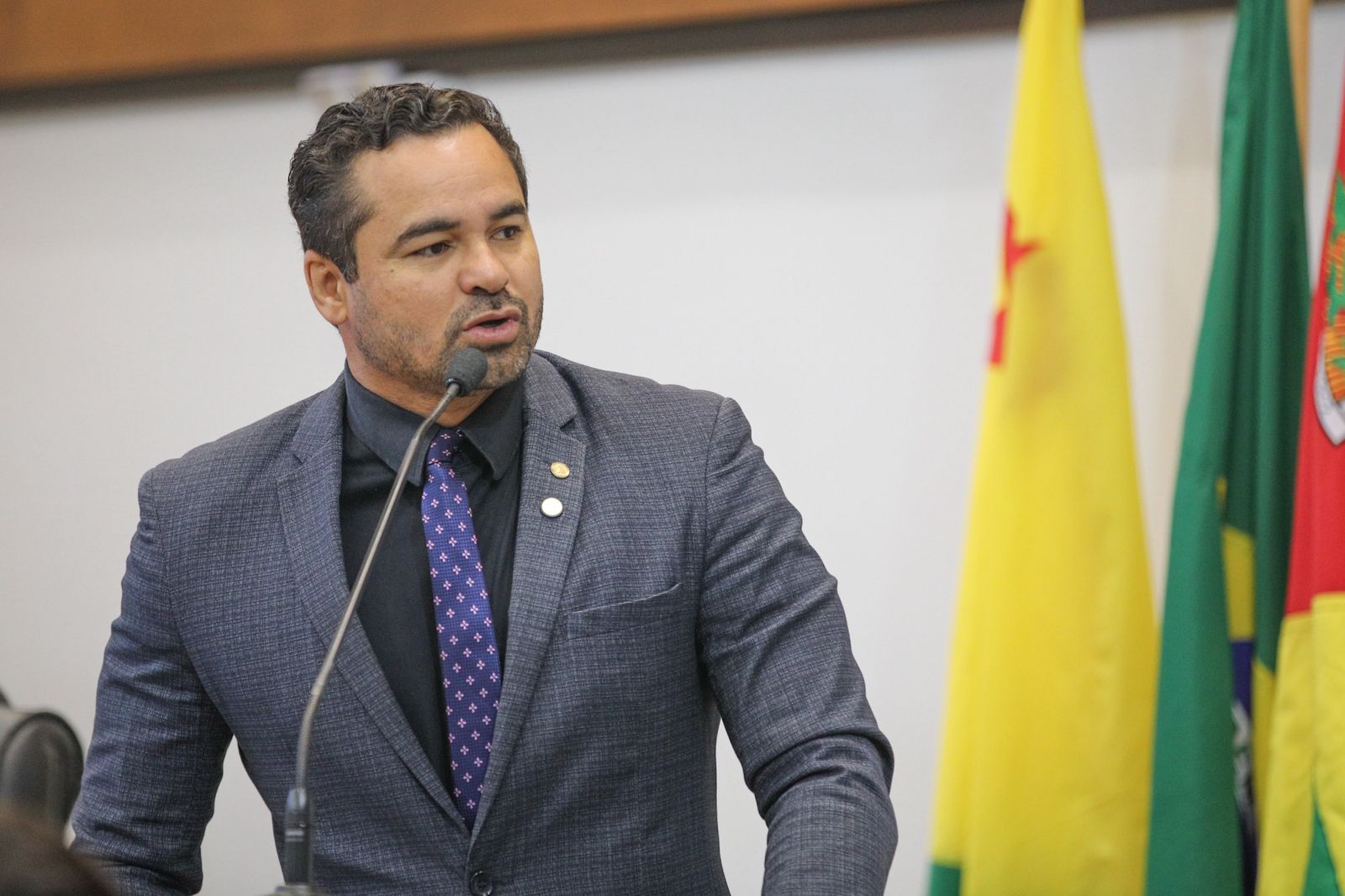 arlenilson-cunha-apresenta-anteprojeto-para-atualizar-banco-de-horas-do-iapen