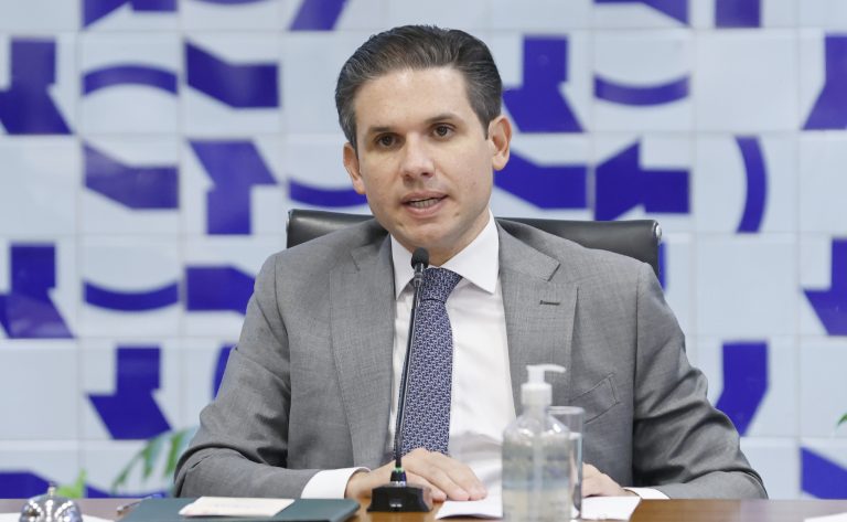 motta-diz-que-pedido-de-cpi-sobre-banco-master-precisa-respeitar-ordem-cronologica