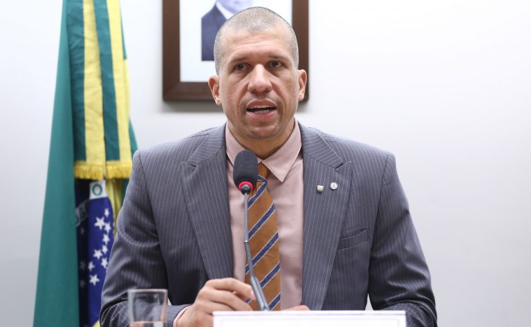 comissao-debate-projeto-da-unicamp-sobre-pesquisa-e-inovacao-no-esporte;-participe