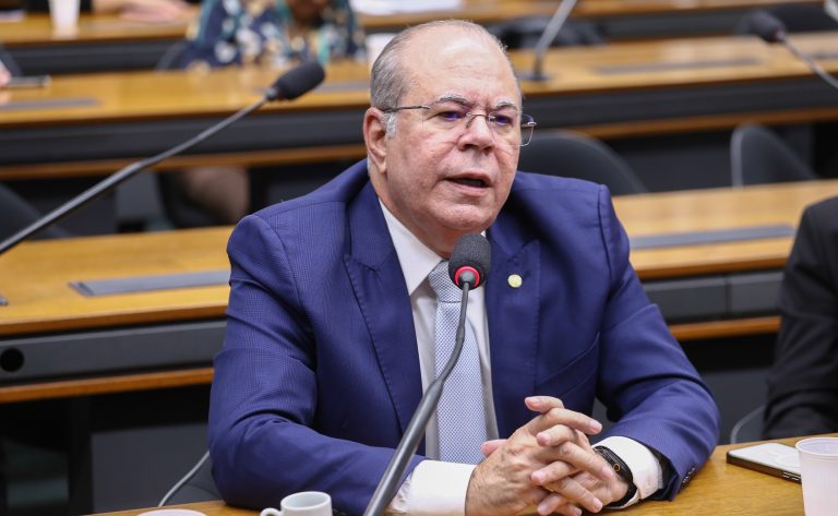 comissao-aprova-divulgacao-obrigatoria-de-dados-sobre-qualidade-de-agua-e-esgoto
