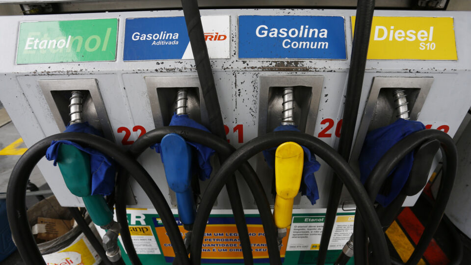 apos-disparada-do-petroleo,-agro-pede-ao-governo-aumento-de-mistura-de-biodiesel