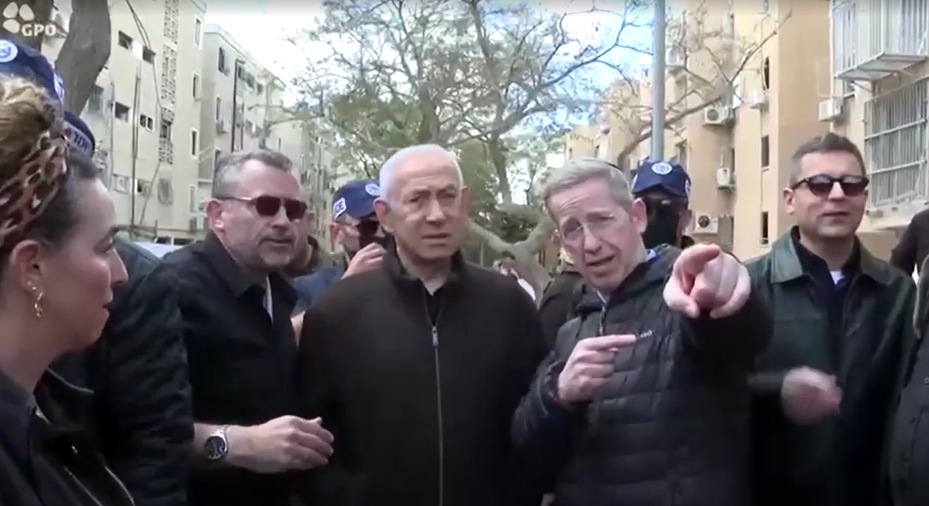 netanyahu-visita-local-atacado-pelo-ira-e-diz-que-‘israel-inteira-e-linha-de-frente’;-video