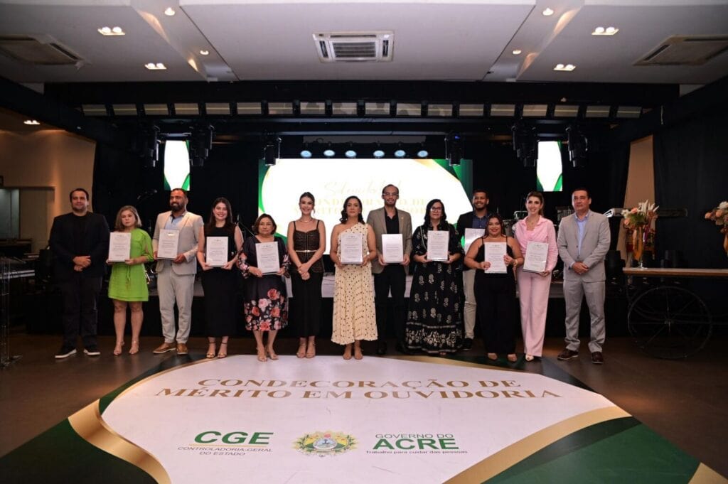 governo-realiza-solenidade-de-merito-em-ouvidoria-e-reforca-reconhecimento-a-escuta-cidada