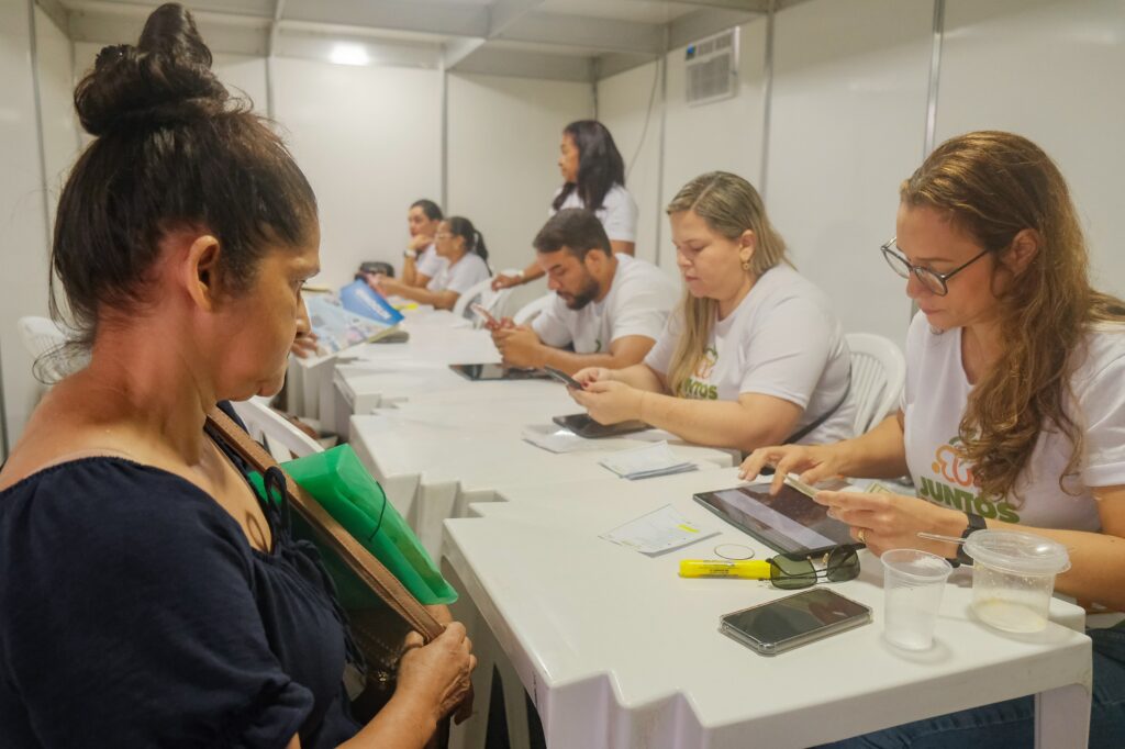 juntos-pelo-acre-realiza-mais-de-3,4-mil-atendimentos-na-regional-calafate,-em-rio-branco