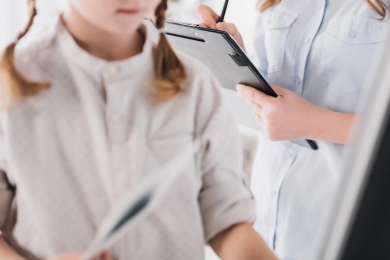 tratamento-medicamentoso-para-pessoas-com-autismo-e-tema-de-audiencia-nesta-terca