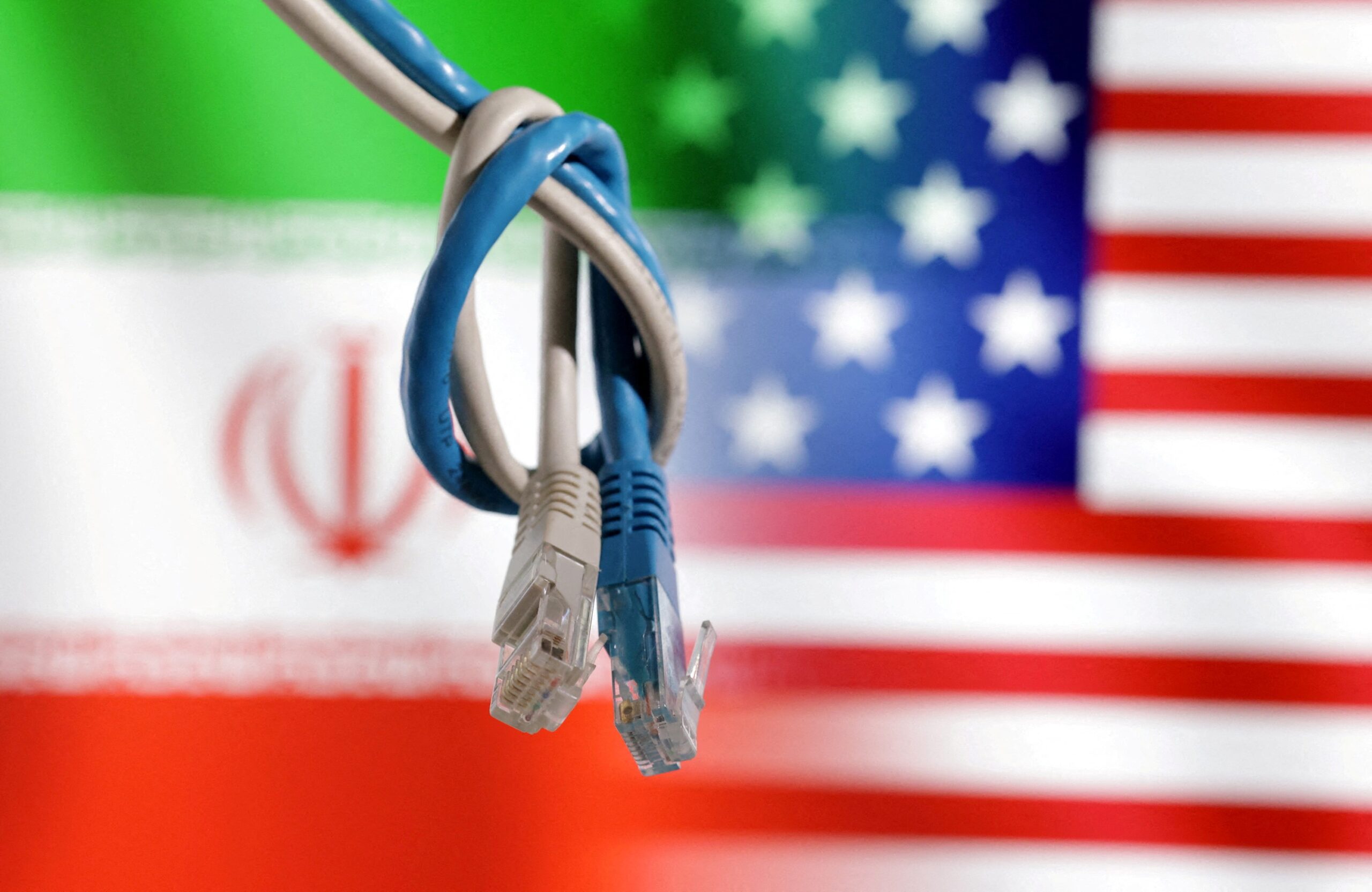 hackers-iranianos-miram-infraestrutura-critica-dos-eua,-alertam-agencias-americanas