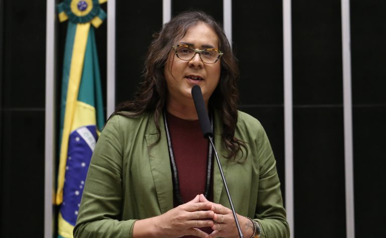 comissao-discute-uso-de-medicamento-no-sistema-unico-de-saude-para-prevencao-ao-hiv;-participe