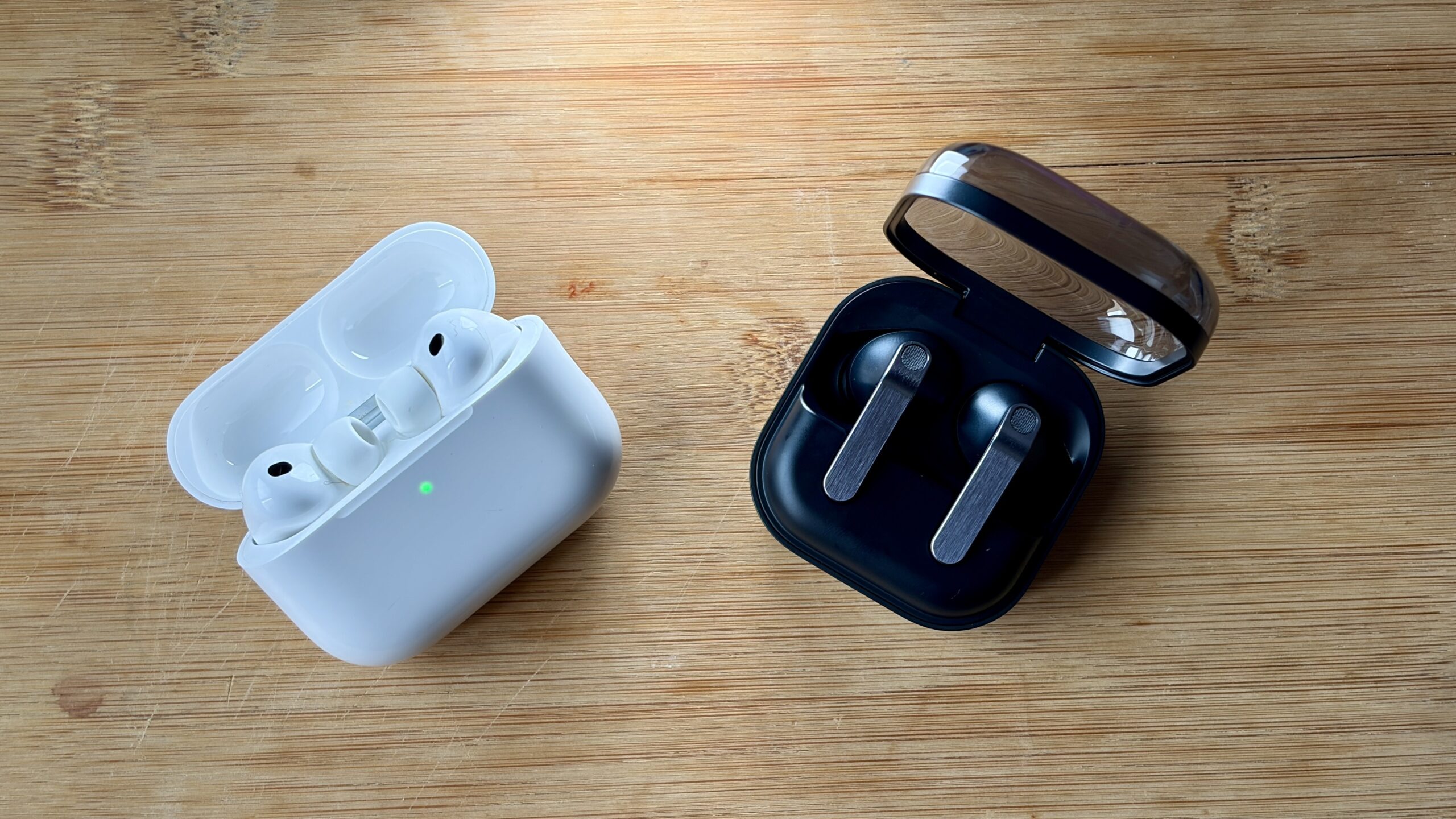 vale-gastar-mais-de-r$-2-mil-em-fones-sem-fio?-g1-testou-airpods-pro-3-e-galaxy-buds4-pro