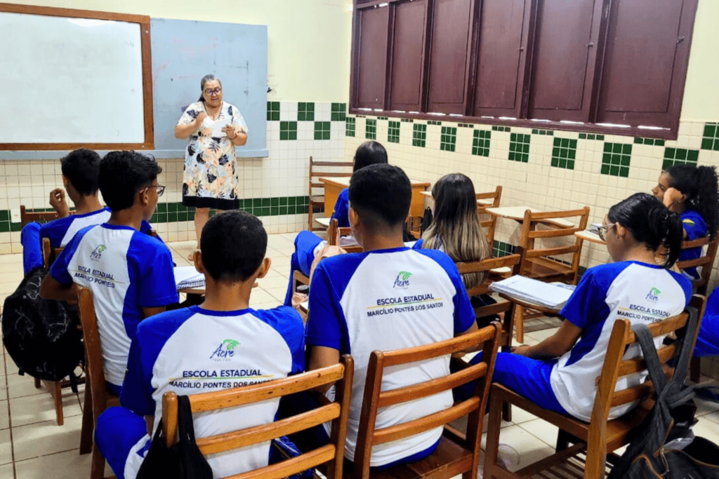 ieptec-convoca-aprovados-em-seletivo-para-bolsistas-docentes-de-rio-branco
