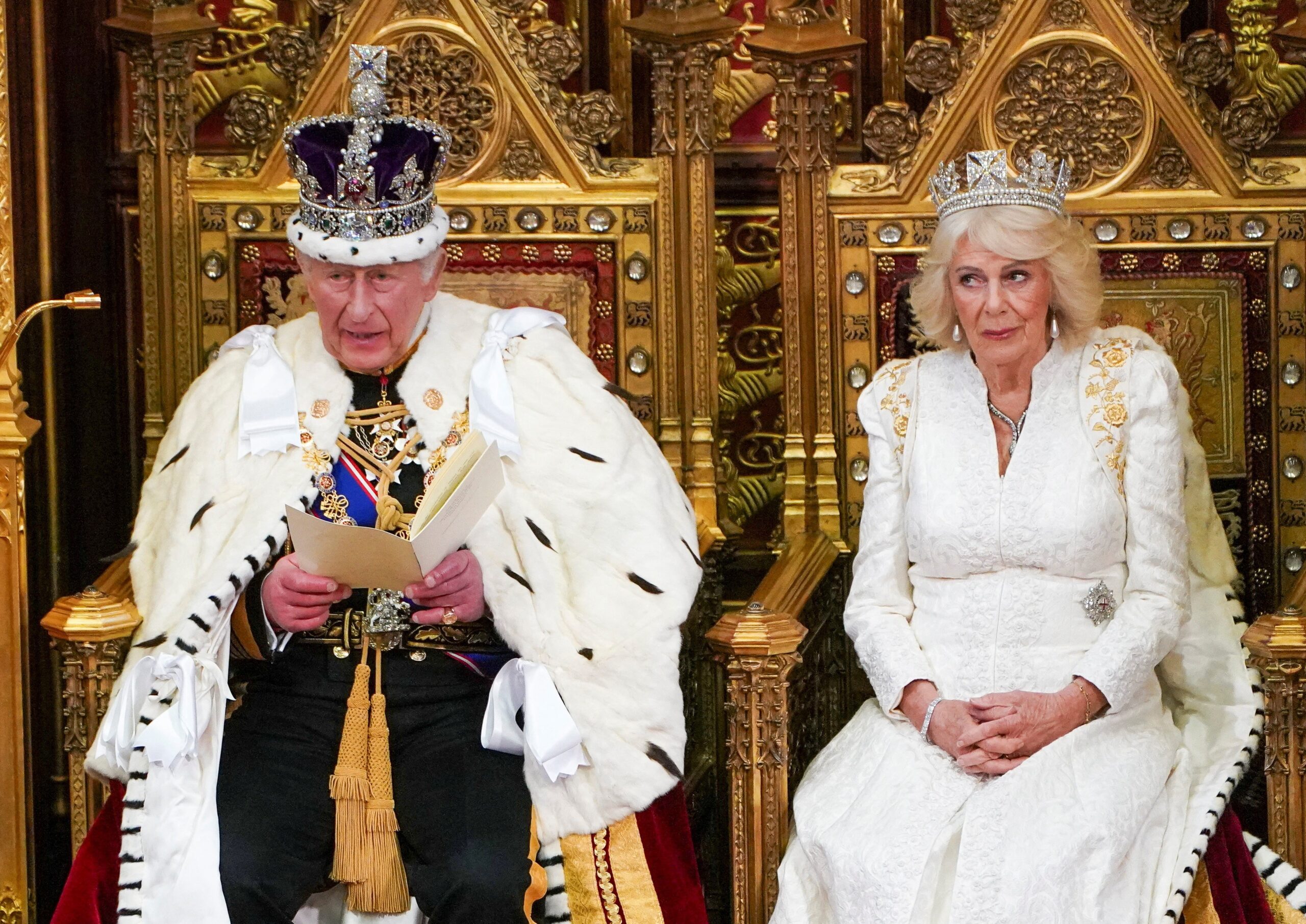 em-discurso-no-parlamento,-rei-charles-iii-fala-em-mundo-‘perigoso-e-volatil’-e-pede-que-governo-melhore-padrao-de-vida-dos-britanicos