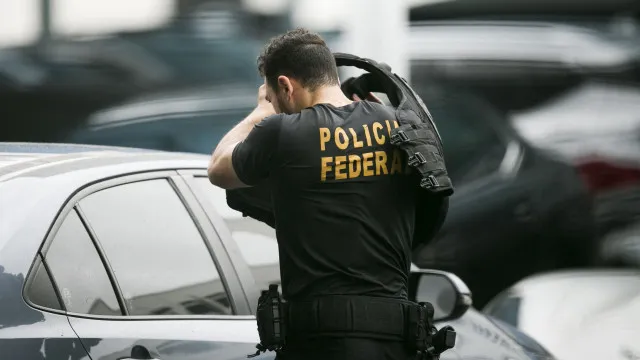 pf-cumpre-mandados-contra-hackers-suspeitos-de-atuarem-para-vorcaro