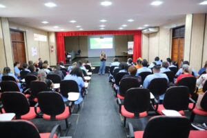 Porto Acre cria comissão para analisar reivindicações da Educação